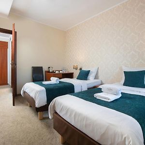 Aparthotel Globus Self-Check In